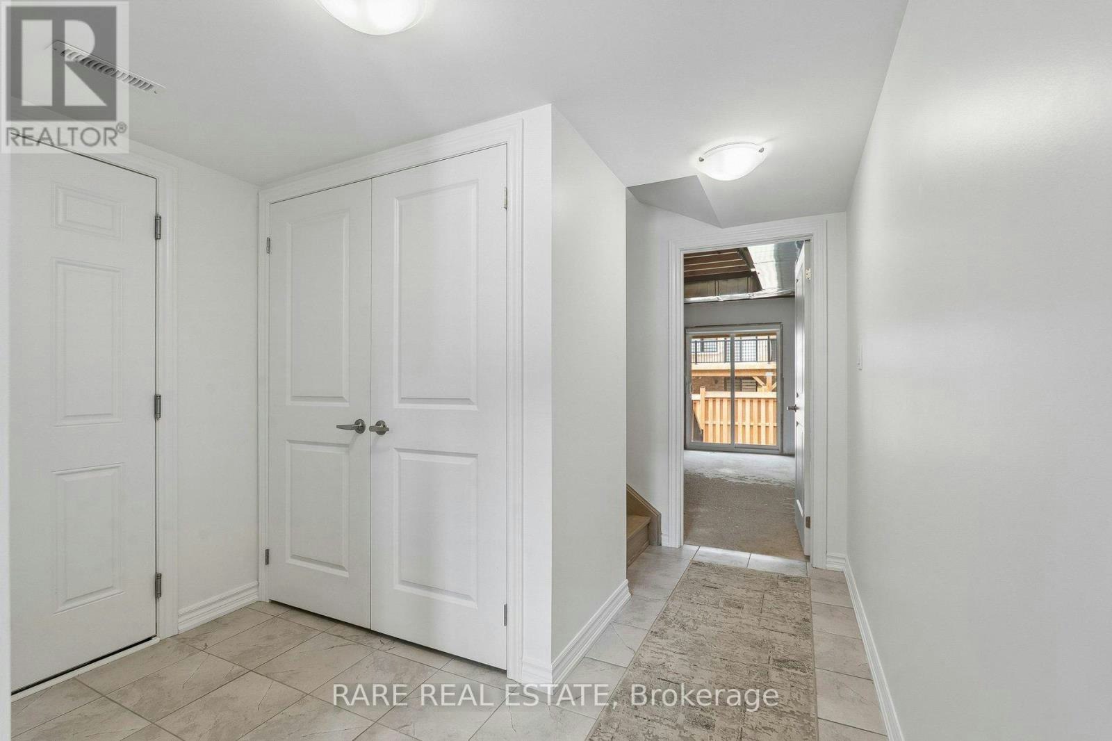 55 Hay Lane, Barrie, ON, L9J 0T6 - 4