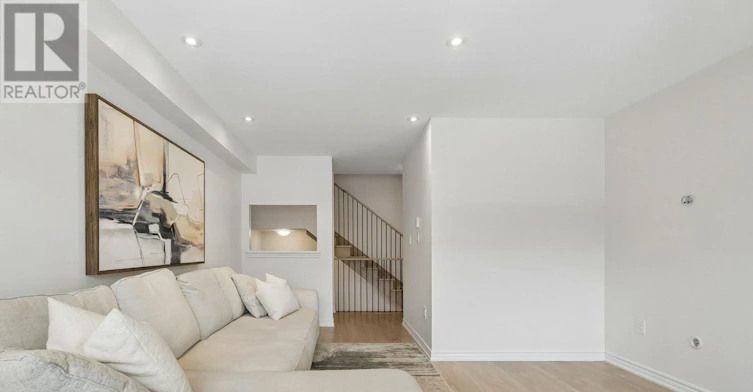 55 Hay Lane, Barrie, ON, L9J 0T6 - 12