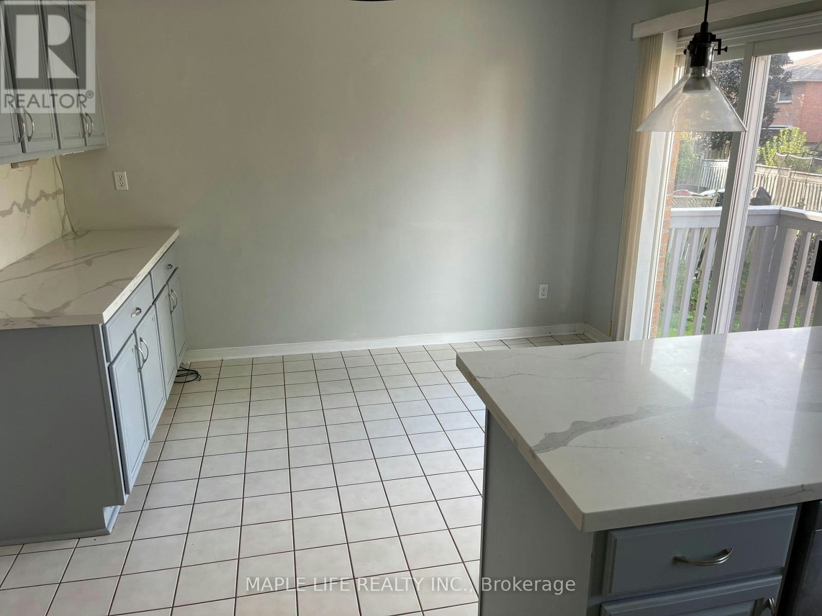 175 Keffer Circle, Newmarket, ON, L3X 1R9 - 14