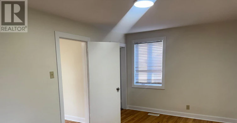 1-1268 Emperor Avenue, Ottawa, ON, K1Z 8C5 - 6