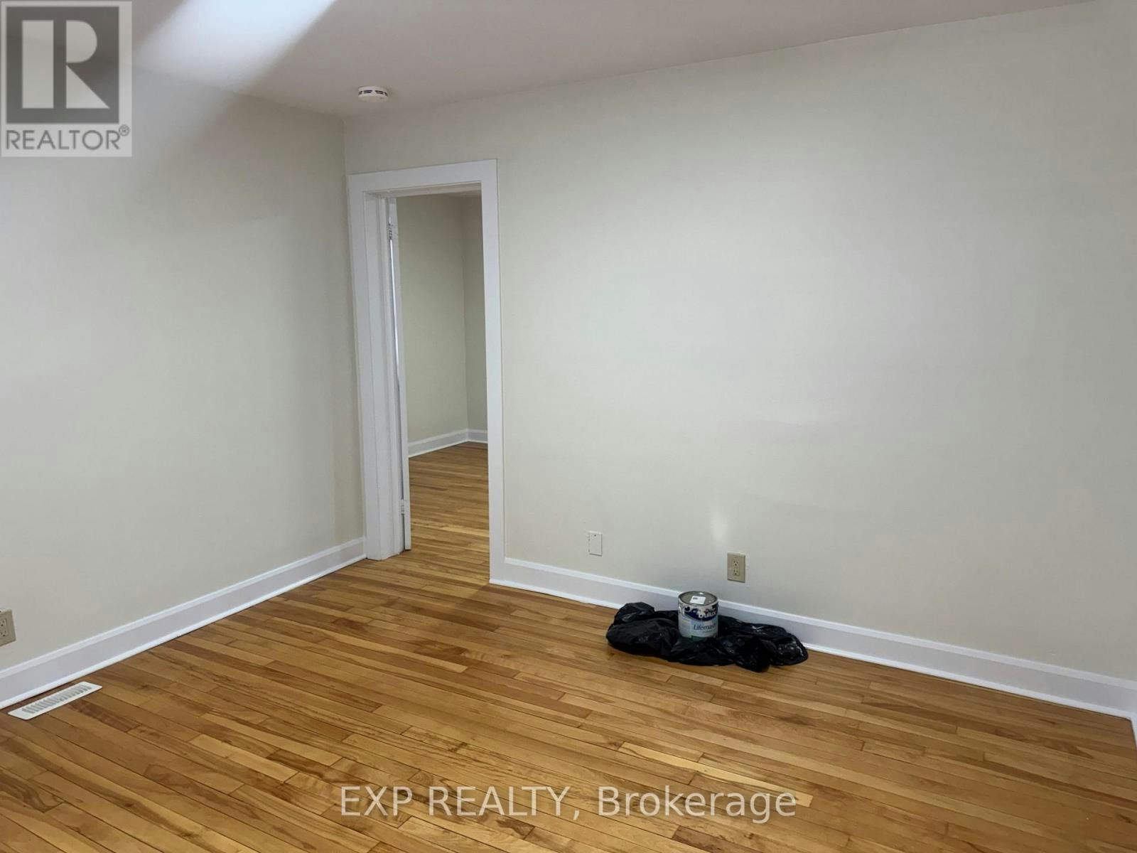 1-1268 Emperor Avenue, Ottawa, ON, K1Z 8C5 - 3