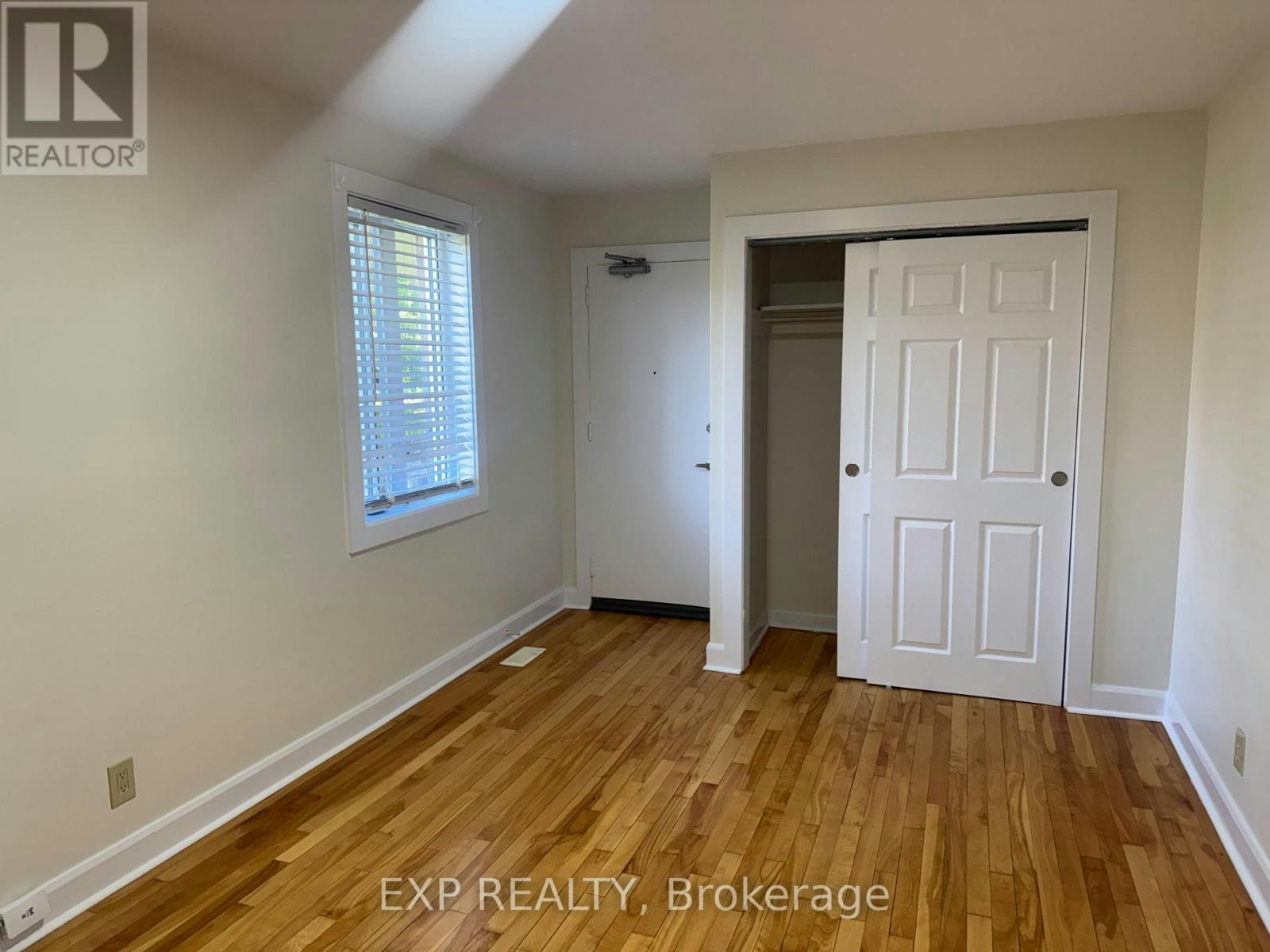 1-1268 Emperor Avenue, Ottawa, ON, K1Z 8C5 - 5