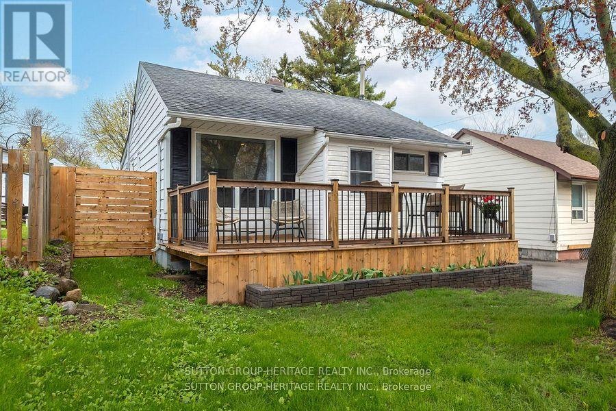 34 Maple Street, Ajax, ON, L1S 1V7
