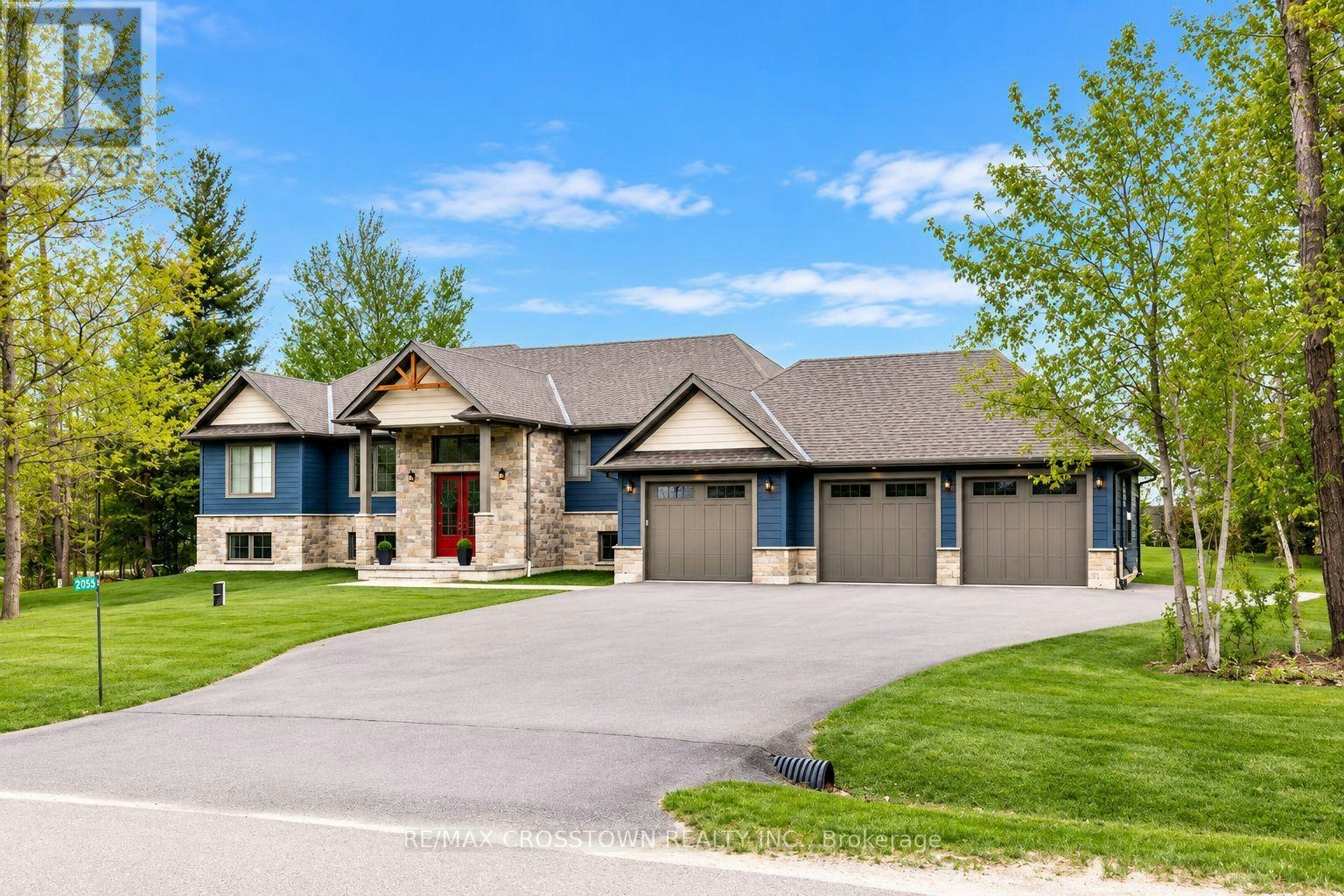 2055 Elana Drive, Severn, ON, L3V 0C1