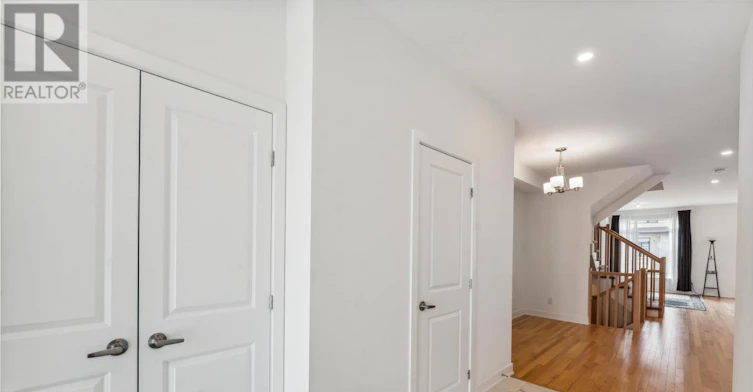 330 Makobe Lane, Ottawa, ON, K4M 0M1 - 2