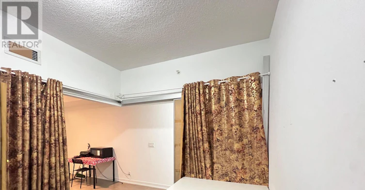 608-10 Willison Square, Toronto, ON, M5T 0A8 - 10