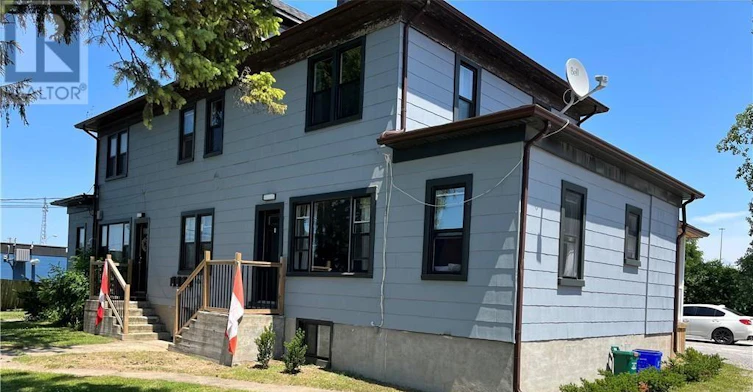 1-5108 Montrose Road, Niagara Falls, ON, L2H 1K5