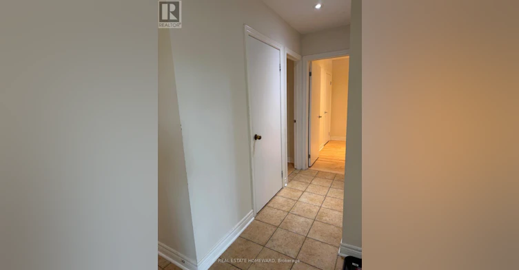 120 Baker Avenue, Richmond Hill, ON, L4C 1X4 - 6