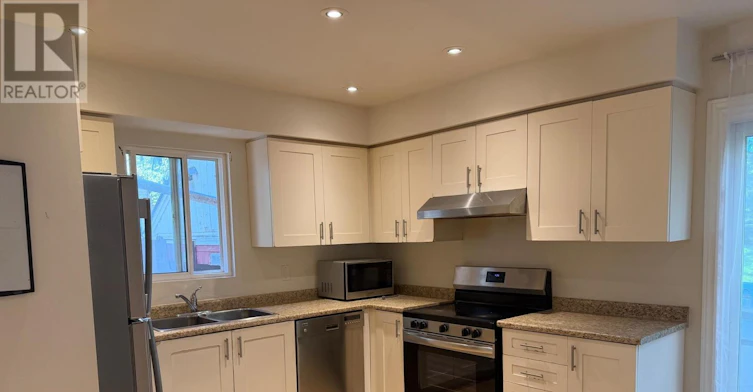 120 Baker Avenue, Richmond Hill, ON, L4C 1X4 - 14