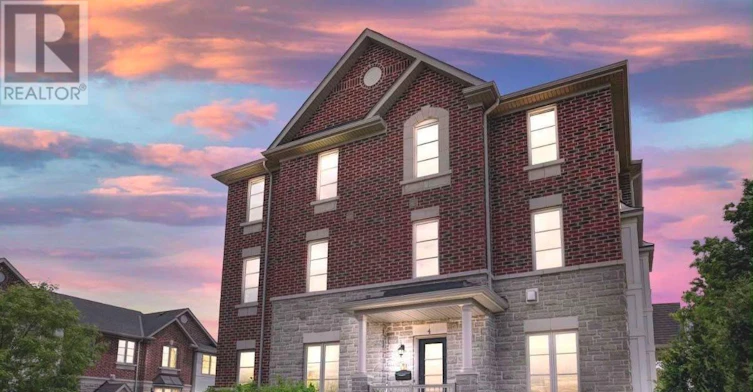 4-8441 Islington Avenue, Vaughan, ON, L4L 1X3