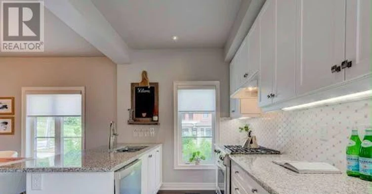 4-8441 Islington Avenue, Vaughan, ON, L4L 1X3 - 9