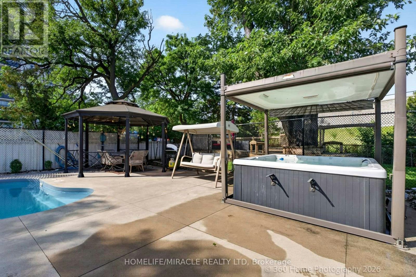 178 Kingsview Boulevard, Toronto, ON, M9R 1V5