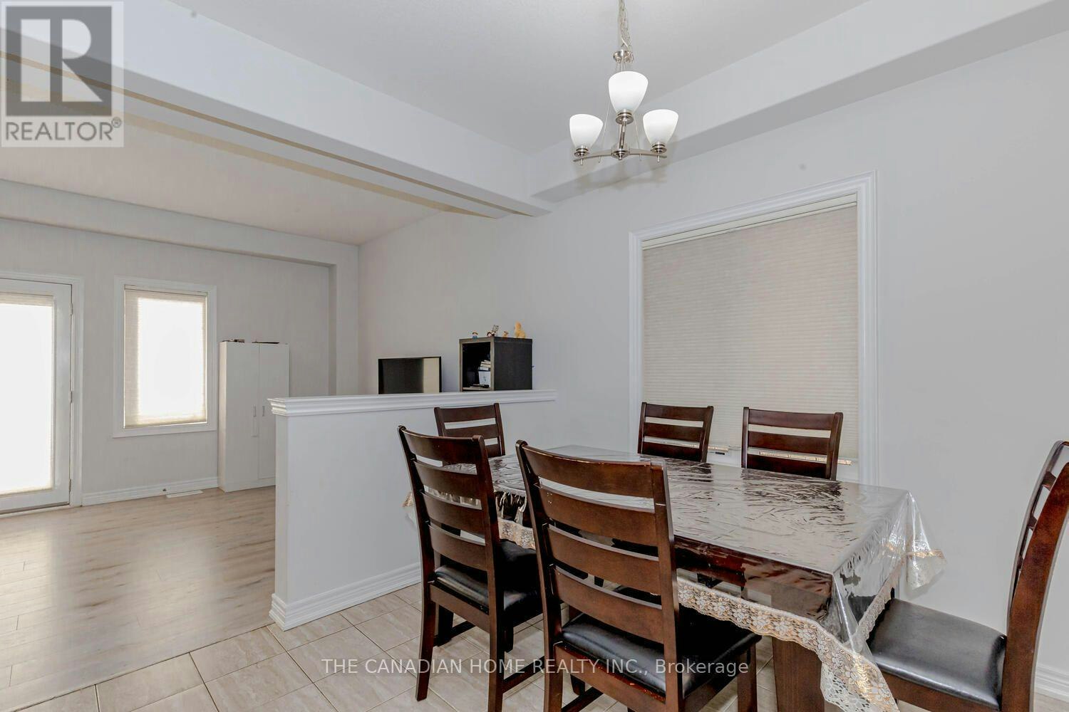 49 Sexton Crescent, Hamilton, ON, L9G 0E3 - 8