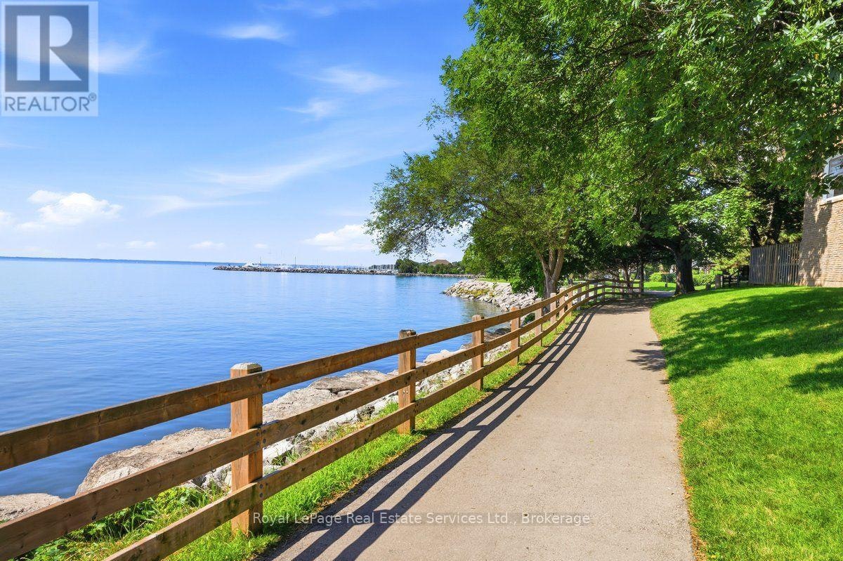5-2120 Marine Drive, Oakville, ON, L6L 1B7