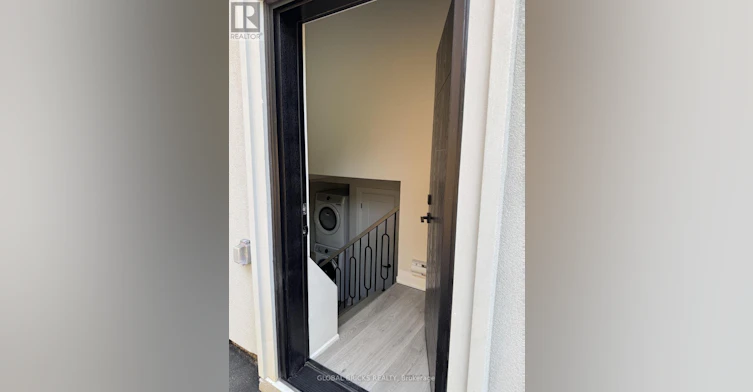 3- LOWER-101 Minerva Avenue, Toronto, ON, M1M 1V8 - 12