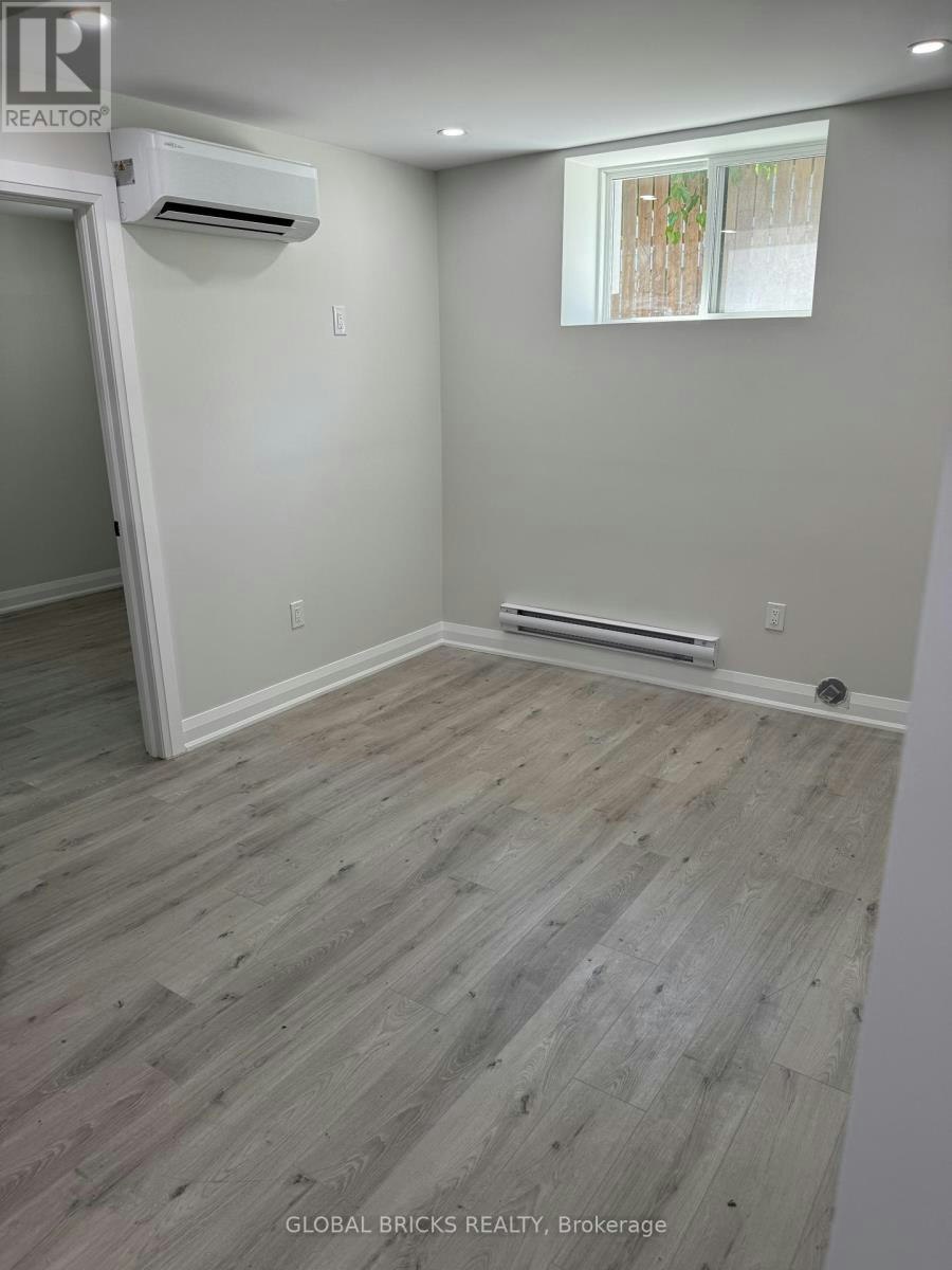 3- LOWER-101 Minerva Avenue, Toronto, ON, M1M 1V8 - 18