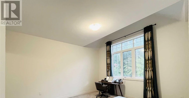 25 Mcisaac Drive, Springwater, ON, L9X 2A2 - 10