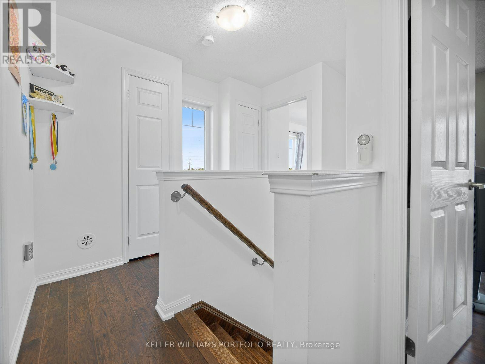 1-1025 Nadalin Heights, Milton, ON, L9T 8R3 - 37