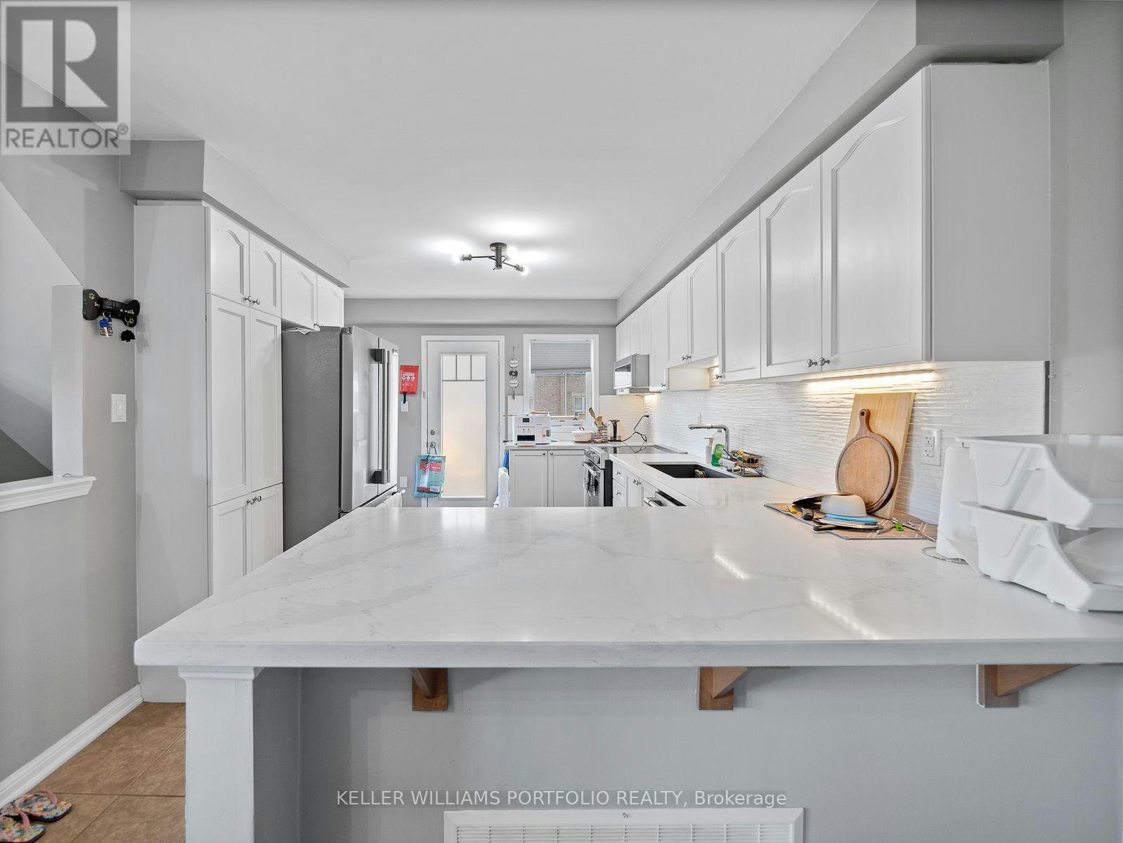1-1025 Nadalin Heights, Milton, ON, L9T 8R3 - 17