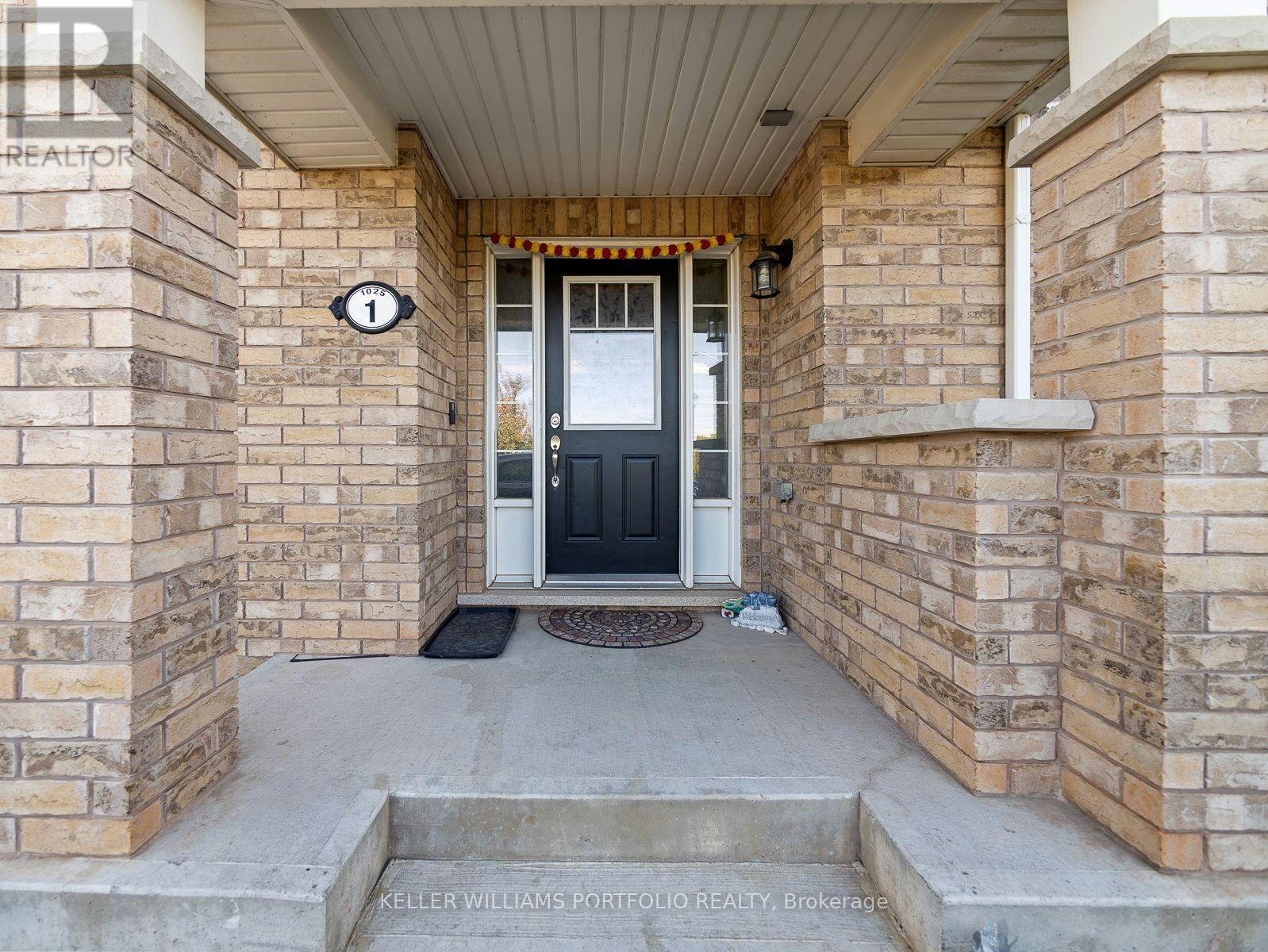 1-1025 Nadalin Heights, Milton, ON, L9T 8R3 - 7