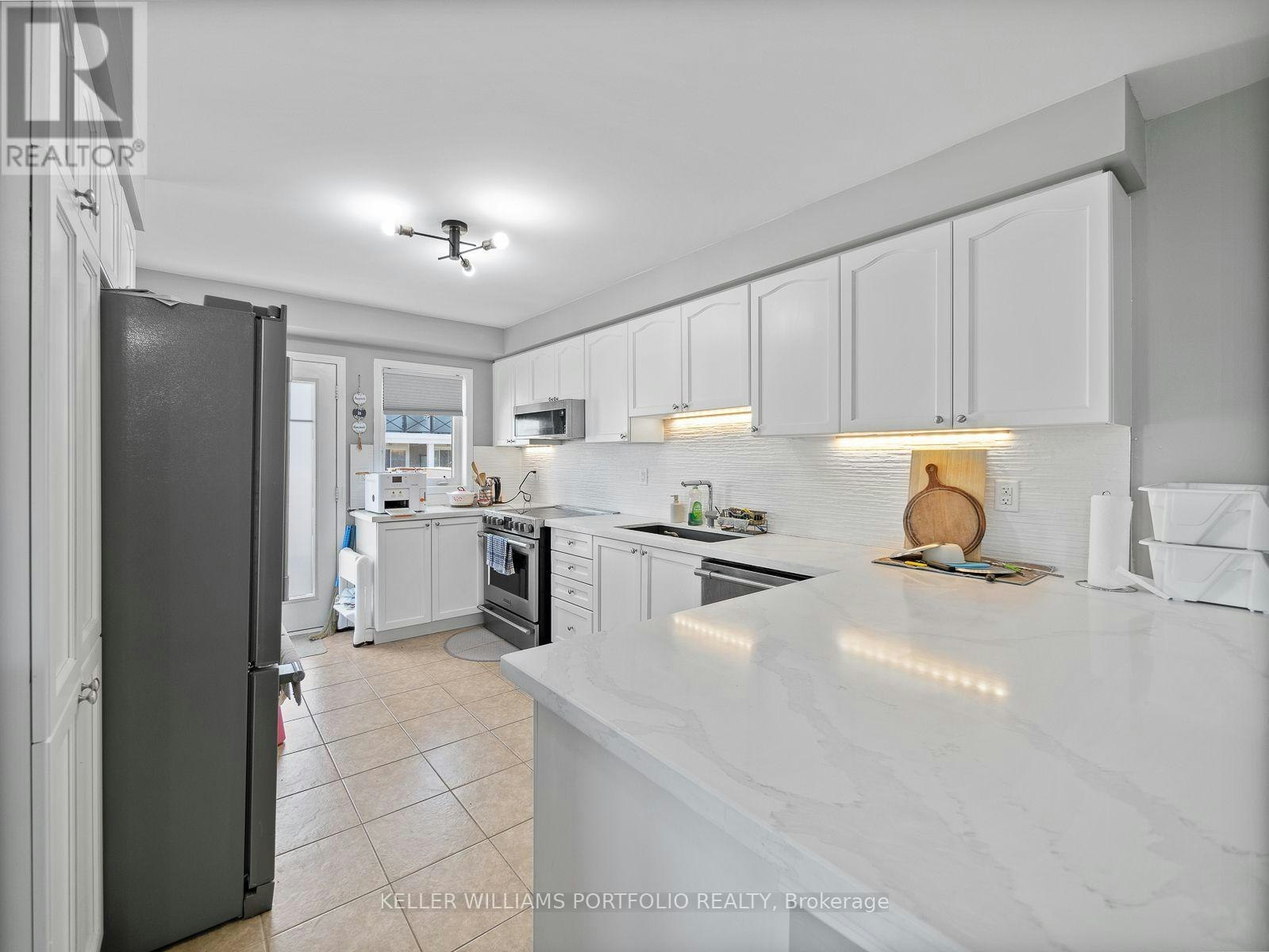 1-1025 Nadalin Heights, Milton, ON, L9T 8R3 - 18