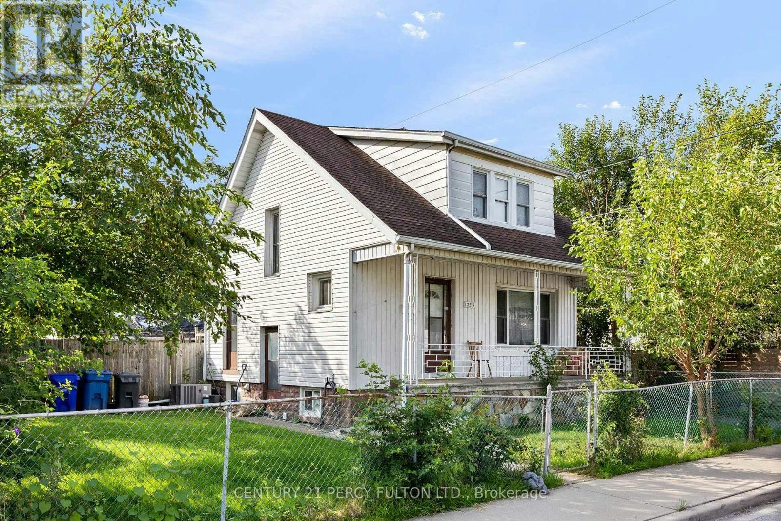 1259 Cataraqui Street, Windsor, ON, N9A 3R2