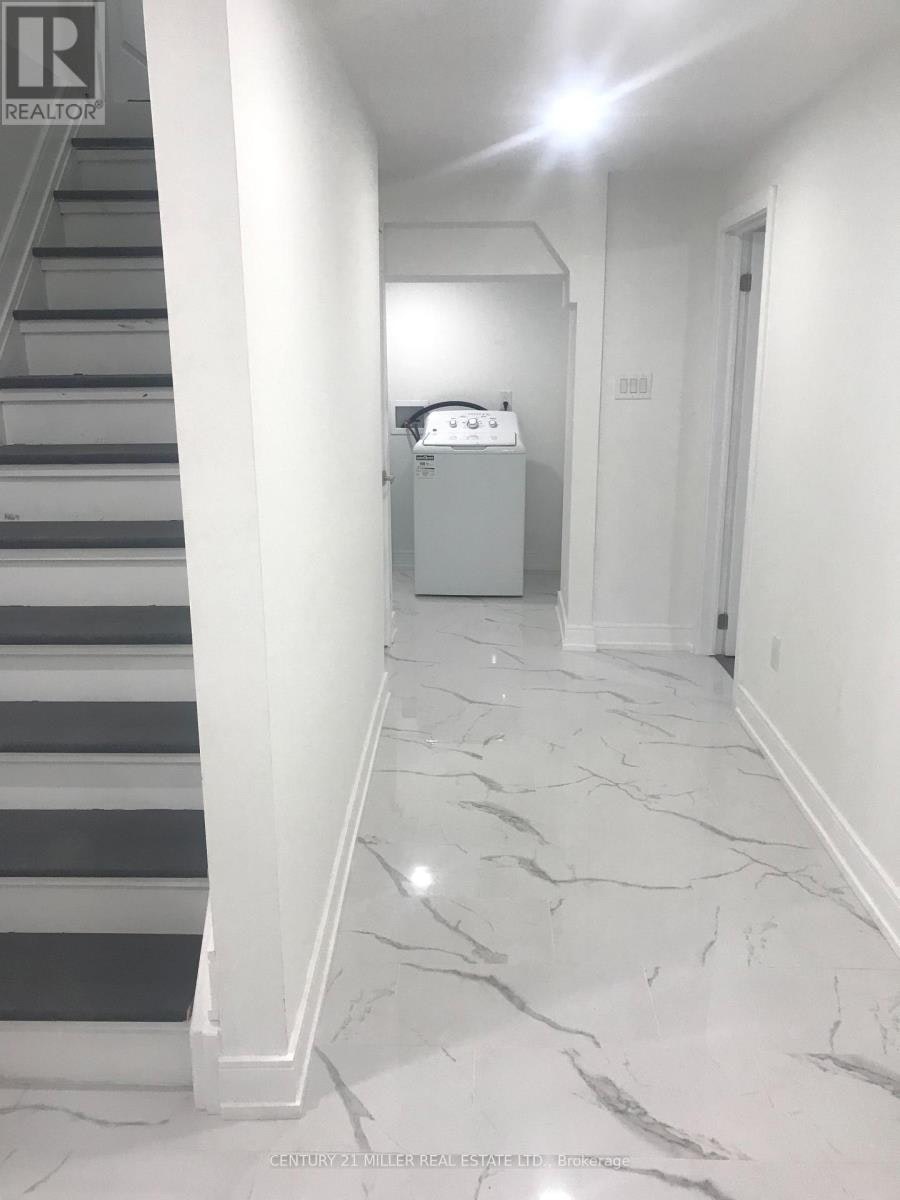 5655 Kellandy Run, Mississauga, ON, L5M 7A7 - 2