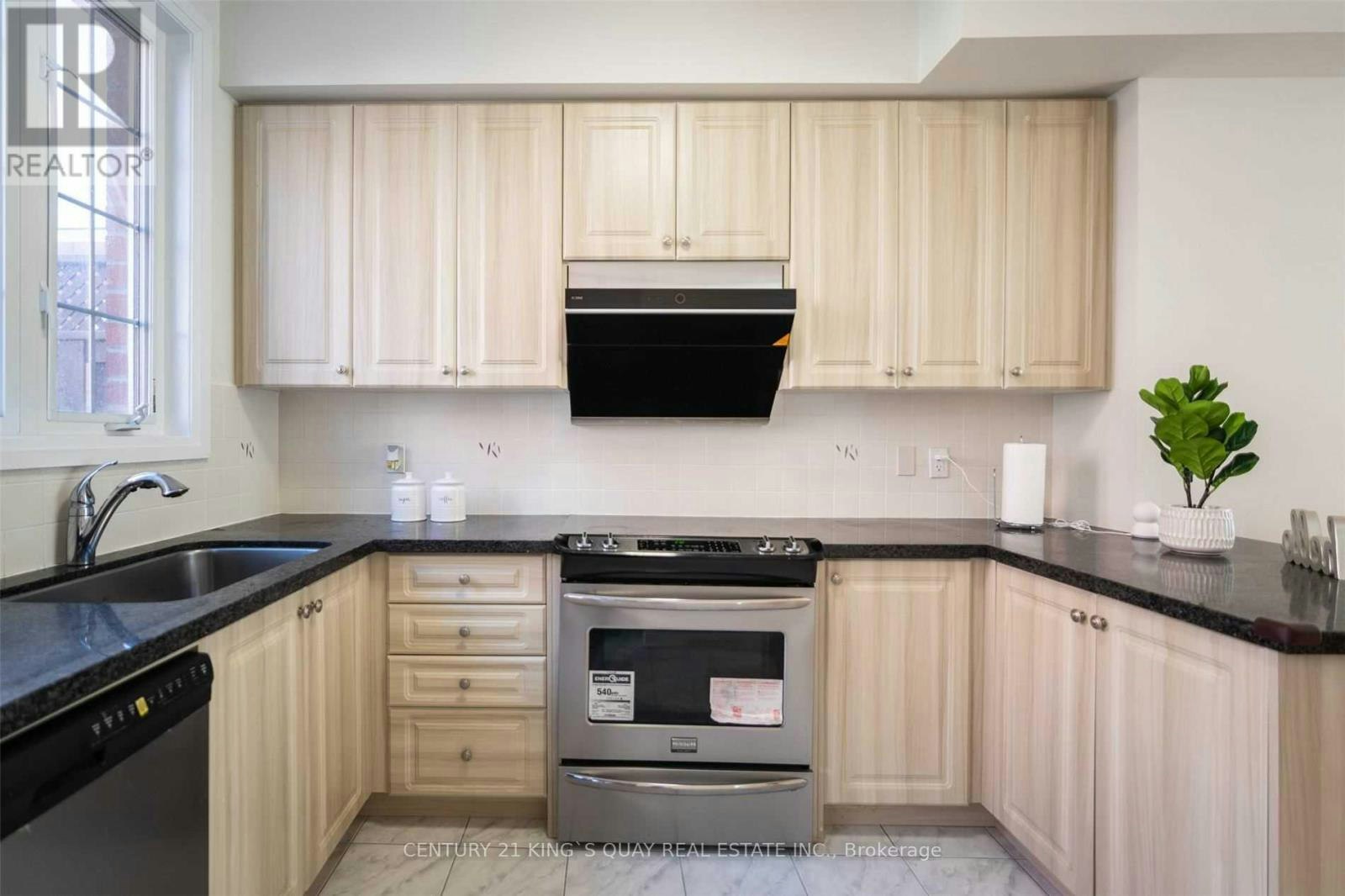 55 River Street, Toronto, ON, M5A 0G5 - 9