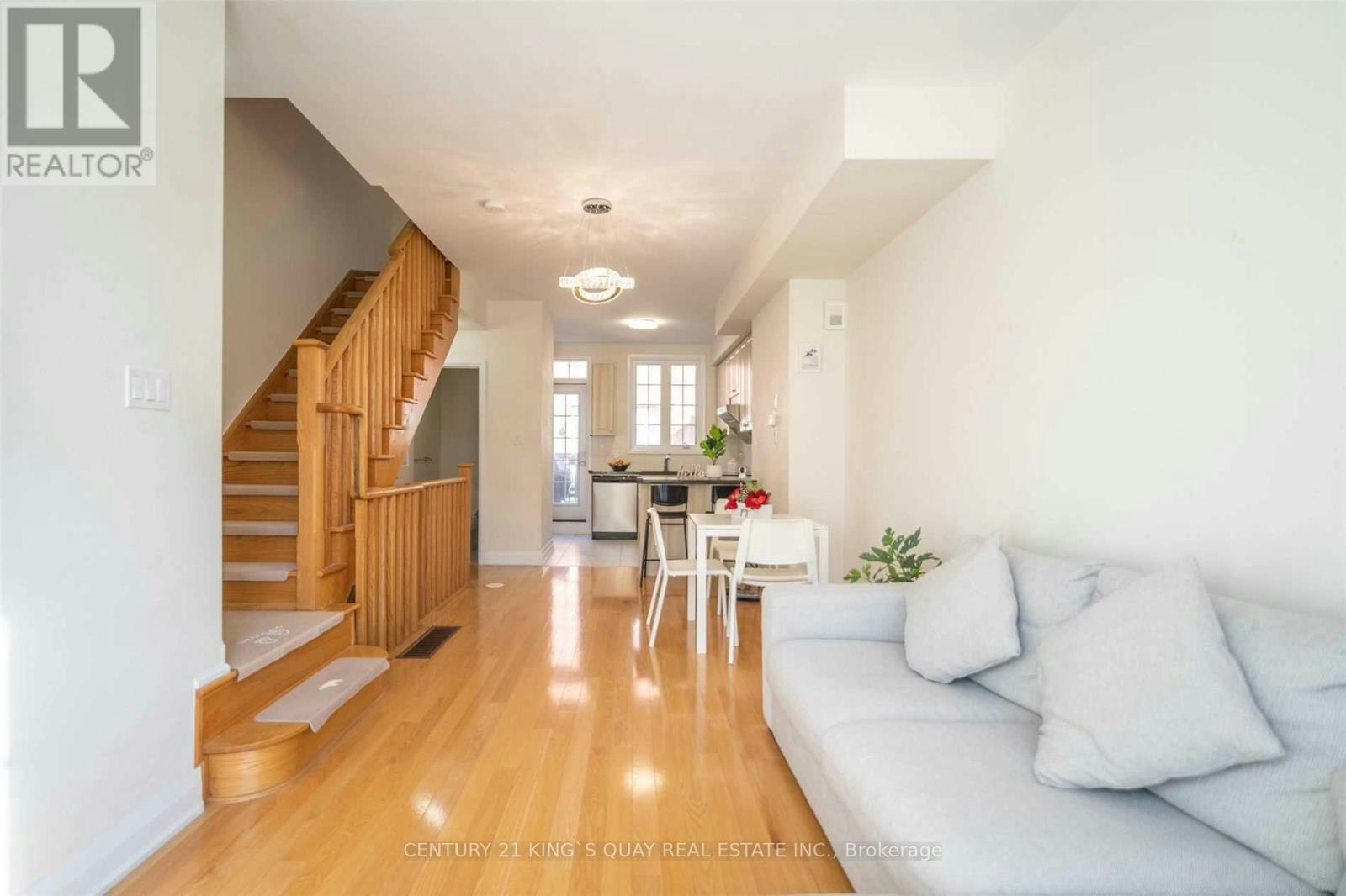 55 River Street, Toronto, ON, M5A 0G5 - 4