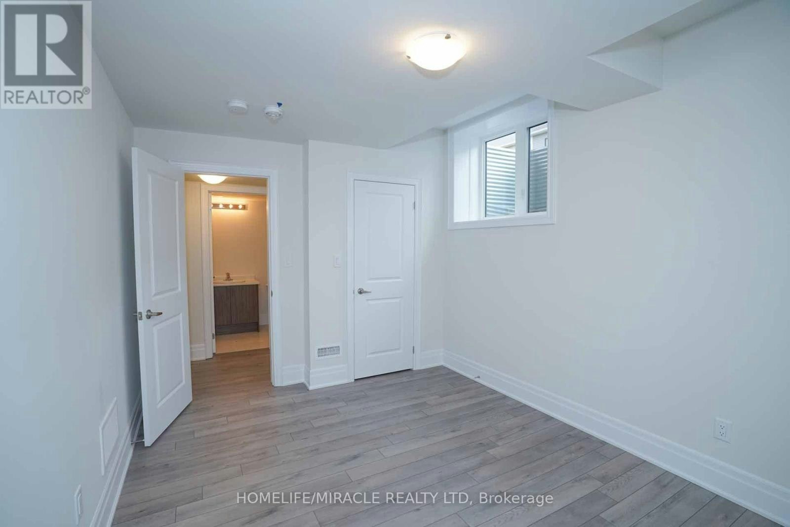LOWER-31 Prudhoe Terrace, Barrie, ON, L9J 0W2 - 14