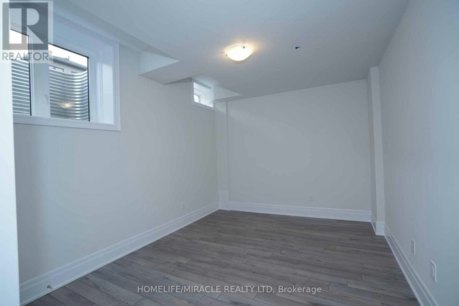 LOWER-31 Prudhoe Terrace, Barrie, ON, L9J 0W2 - 13
