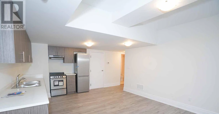 LOWER-31 Prudhoe Terrace, Barrie, ON, L9J 0W2 - 8