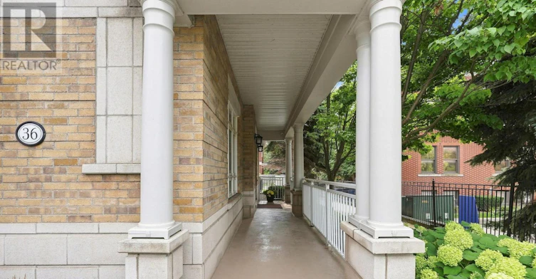 36 Compass Way, Mississauga, ON, L5G 4T8 - 2