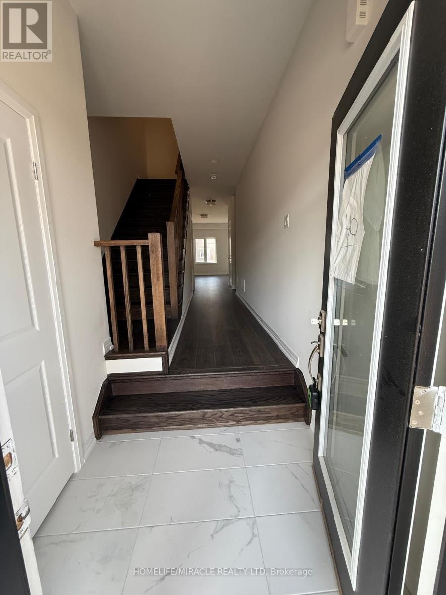 82 Mckernan Avenue, Brantford, ON, N3V 0C1 - 2