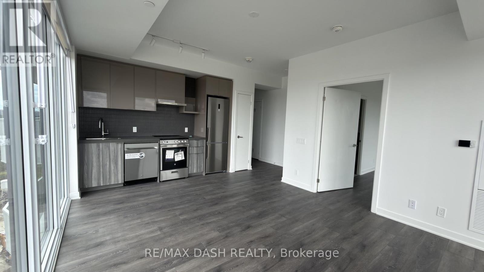 1002-10 Flavelle Trail, Vaughan, ON, L4L 0M9 - 17
