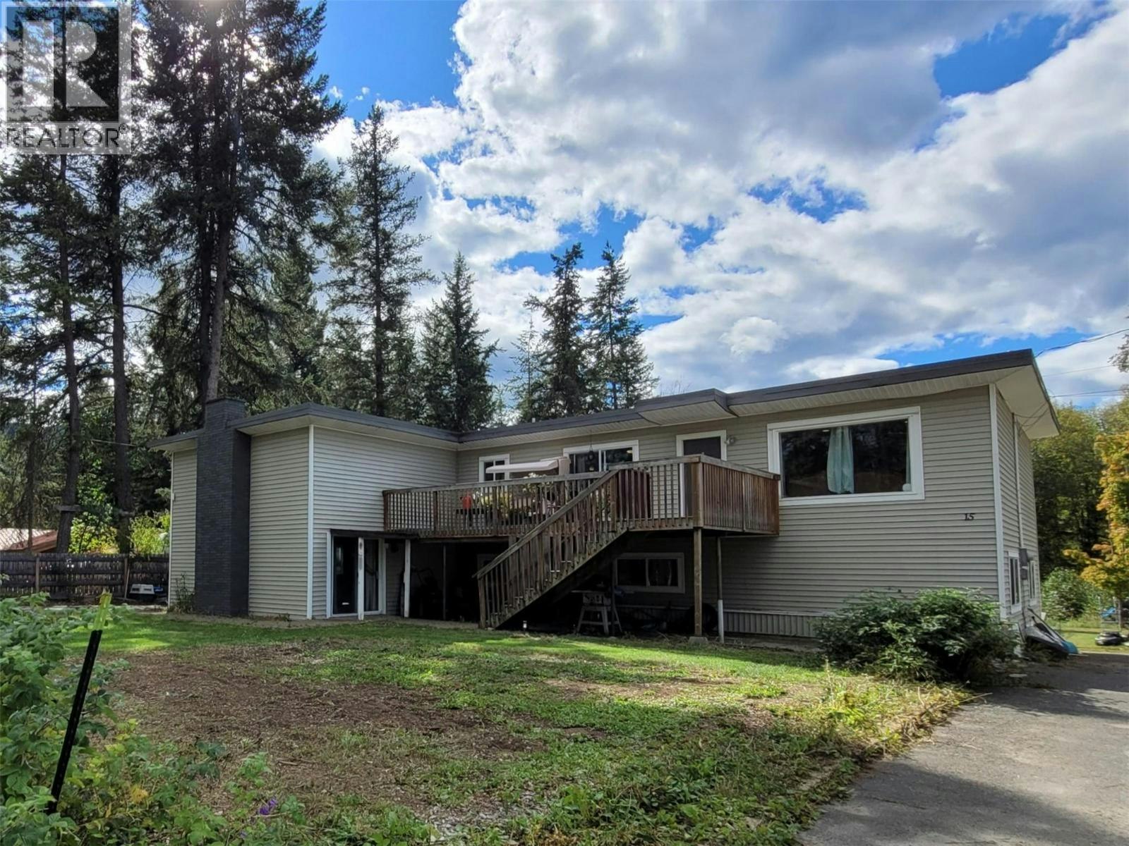 15 Lodge Drive, Clearwater, BC, V0E 1N2