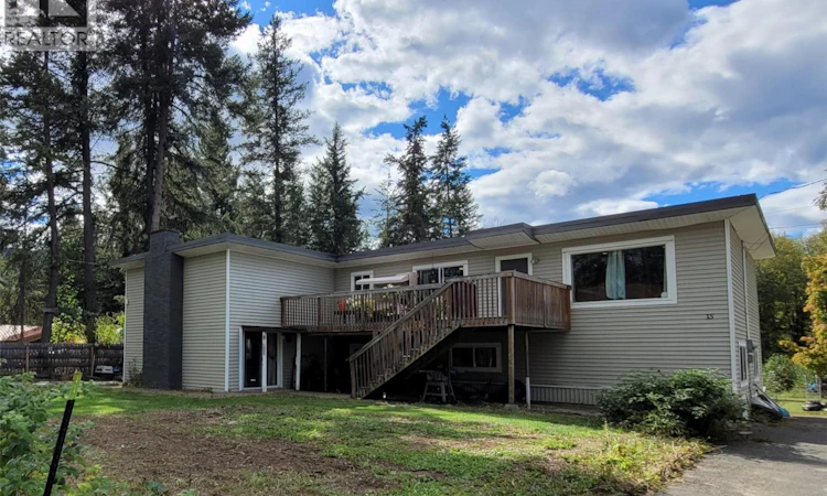 15 Lodge Drive
