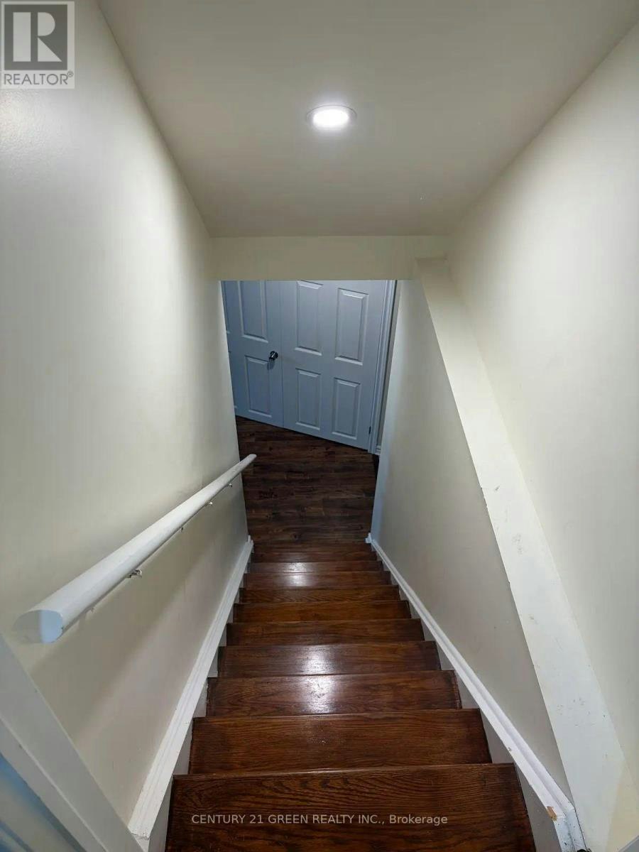 BSMT-346 English Mill Court, Milton, ON, L9E 0A7 3
