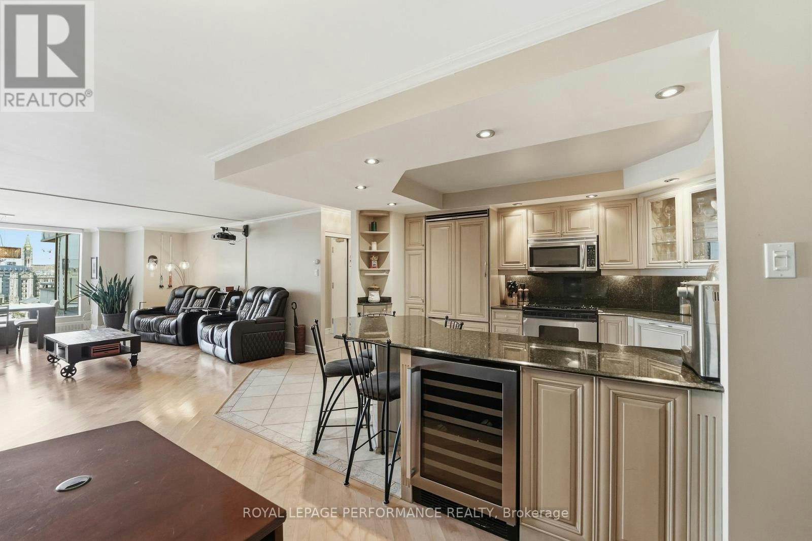 1601-160 George Street, Ottawa, ON, K1N 9M2 - 16