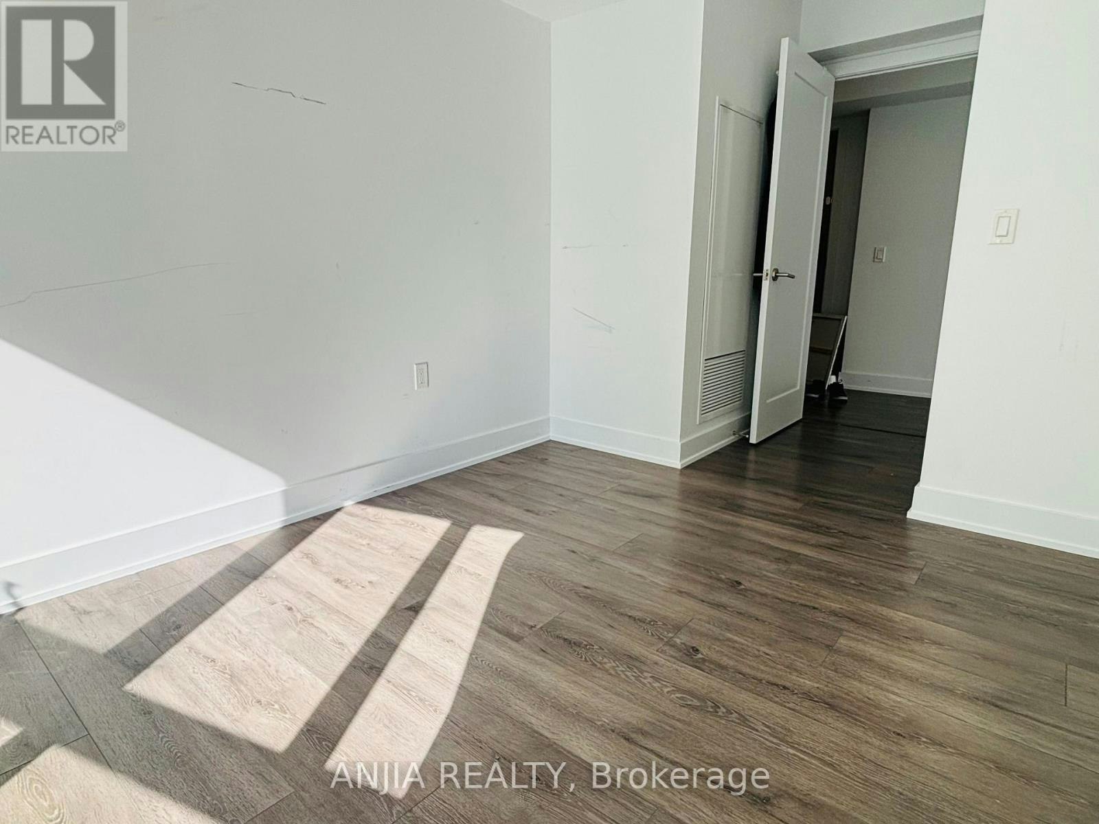 622-585 Bloor Street E, Toronto, ON, M4W 0B3 - 3
