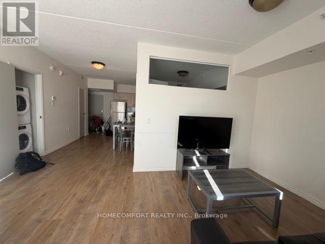 F412-275 Larch Street, Waterloo, ON, N2L 3R2 - 4
