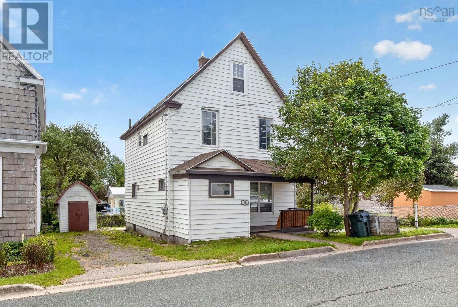 31 Marconi Street, Glace Bay, NS, B1A 2P4