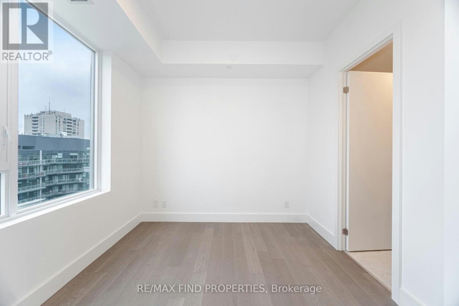 910-6 Greenbriar Road, Toronto, ON, M2K 0H6 - 22