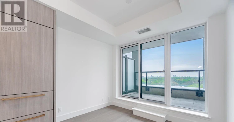 910-6 Greenbriar Road, Toronto, ON, M2K 0H6 - 16