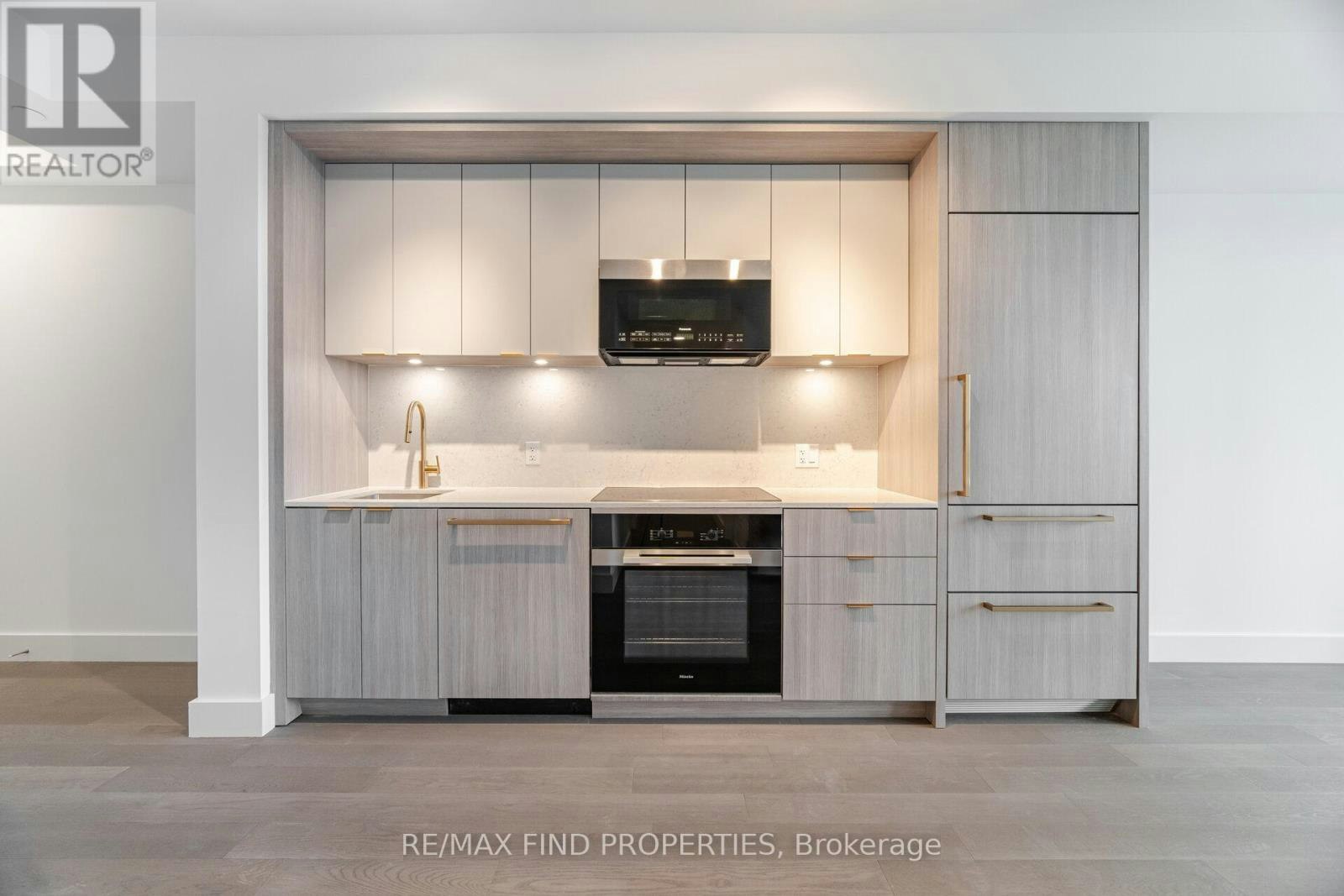 910-6 Greenbriar Road, Toronto, ON, M2K 0H6 - 9