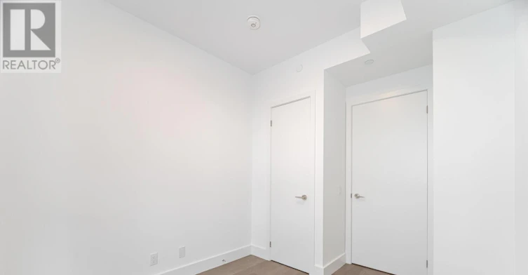 910-6 Greenbriar Road, Toronto, ON, M2K 0H6 - 31