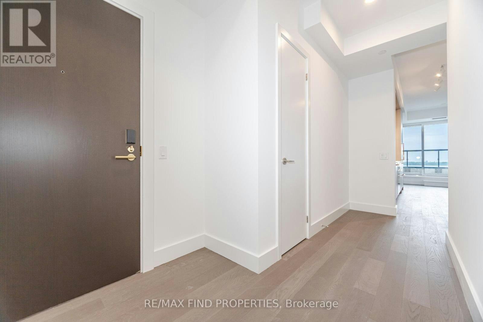 910-6 Greenbriar Road, Toronto, ON, M2K 0H6 - 7