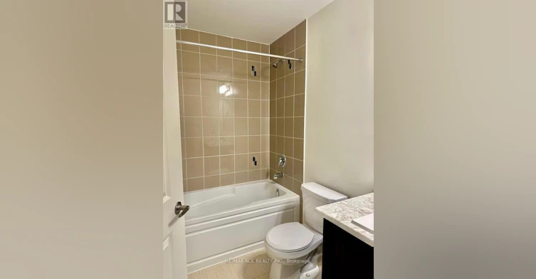 25 Emmas Way, Whitby, ON, L1R 3K4 - 12