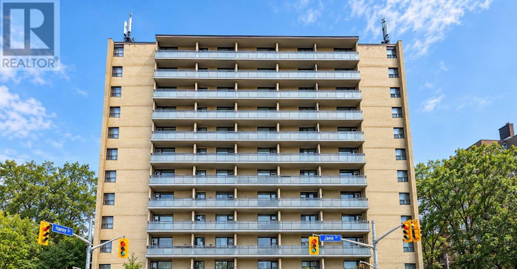 804-797 Jane Street, Toronto, ON, M6N 4B8
