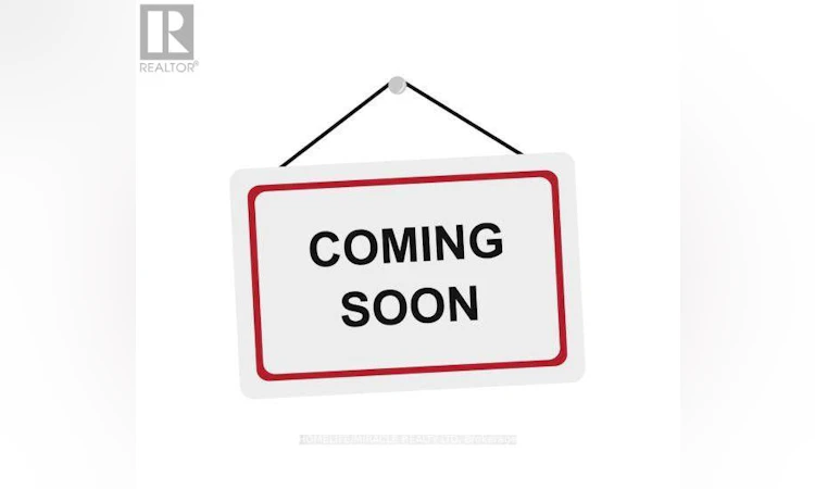 101 Crystalview Crescent